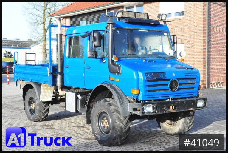 Unimog - Pritsche - LKW > 7.5 - 437/25 U4000, 4x4, Pritsche, Doka, 6 Sitze